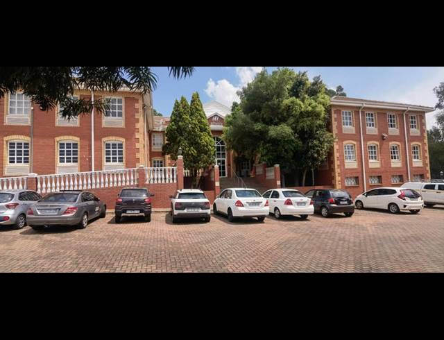 BUSINESS PROPERTY TO RENT IN ERASMUSKLOOF